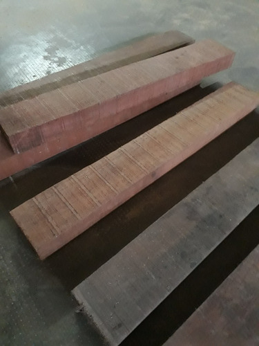 Tirante / Listón De Quina 2 X 4 X 72 Cm - Madera Dura