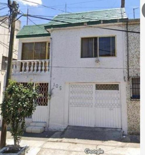 Casa En Venta Begonias #105, Col. Nueva Santa Maria, Alc. Azcapotzalco Cp. 02800   Mlday33