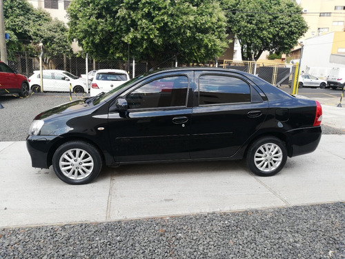 Etios Sedan 1.5 Xls Flex 2013