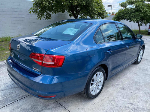 Imagen 7 de 14 de Volkswagen Jetta 2015 2.5 Comfortline Mt At