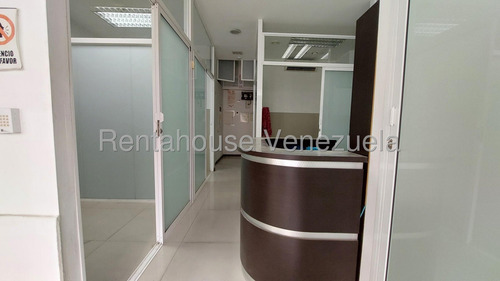 Bello Local En Alquiler Los Chaguaramos #26-111 K.f