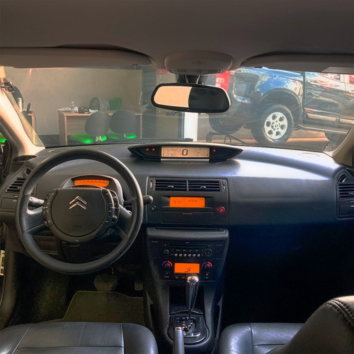 Imagem 7 de 10 de Citroen C4