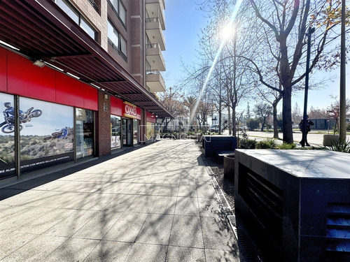 Departamento En Arriendo De 2 Dorm. En Las Condes