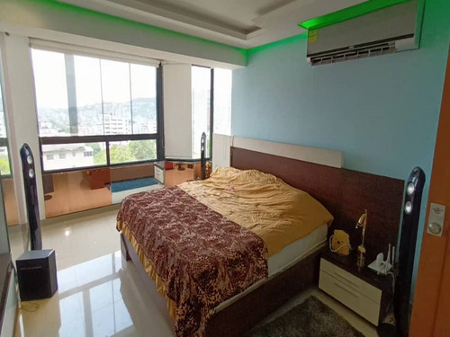 Pent-house En Venta Los Rosales, Av. Roosevelt