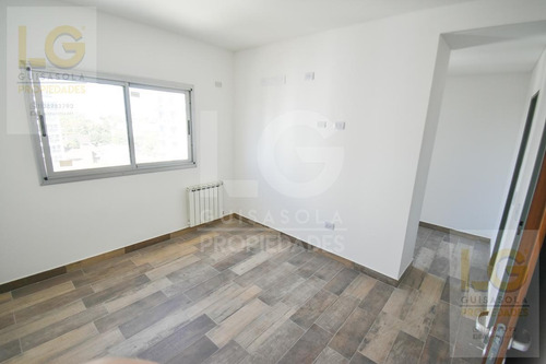 Imagen 24 de 30 de Departamento En Venta De 3 Ambientes Con Cochera En Quilmes - Pisos De Categoria
