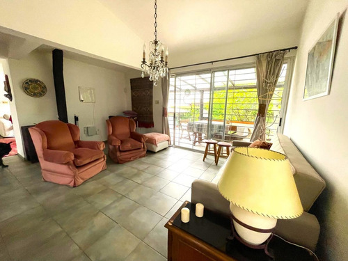 Imagen 8 de 19 de Venta Casa Punta Gorda 4 Dormitorios Jardín Garage Reciclada