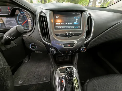 Chevrolet Cruze 1.4 Lt At