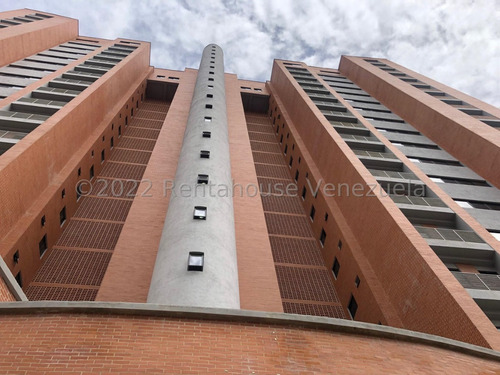 Apartamento En Venta Ubicado En El Bosque Valencia Carabobo 24-18230, Eloisa Mejia