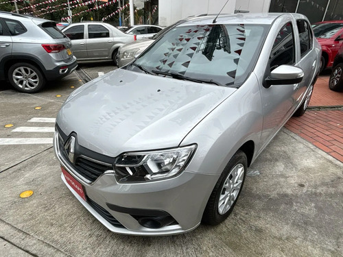 Renault Logan Life + 2025