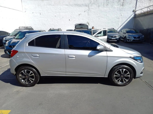 Imagen 4 de 15 de Chevrolet Onix 1.4 Ltz