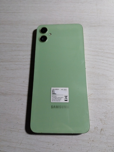 Samsung Galaxy A05 Dual Sim 128gb 4 De Ram Top Top Verde-claro (Usado)
