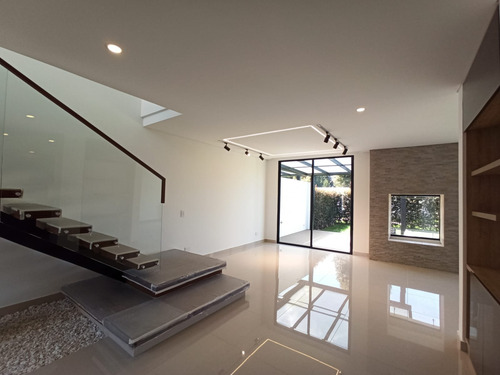 Hermosa Casa Para Estrenar En Condominio Merlot - Chía (18410).