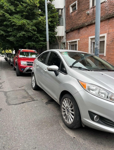 Ford Fiesta Se Plus Sedan // 2015 // 116km