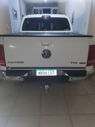 Imagem 7 de 15 de Volkswagen Amarok 2.0 Trendline Cab. Dupla 4x4 4p 180 Hp
