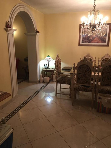 Imagen 21 de 21 de Casa - Ituzaingó Norte Venta Chalet 6 Amb Con Parque Y Piscina