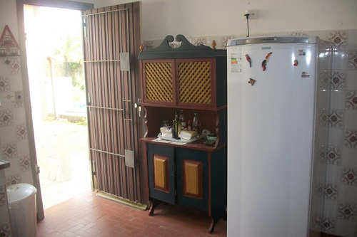 Imagem 3 de 14 de Casa Em Itanhaém , 60m Da Praia, Á 5 Minutos Do Centro.