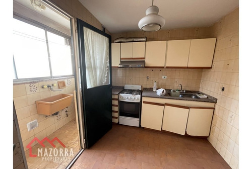 Imagen 8 de 16 de Departamento En Venta - Caseros Centro
