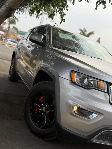 Grand Cherokee