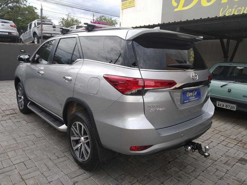 Imagem 6 de 15 de Toyota 2.8 Srx 4x4 7 Lugares 16v Turbo Intercooler Diesel 4p
