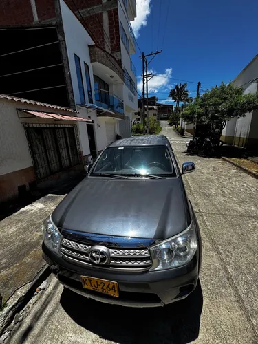 Toyota Fortuner 2.7l