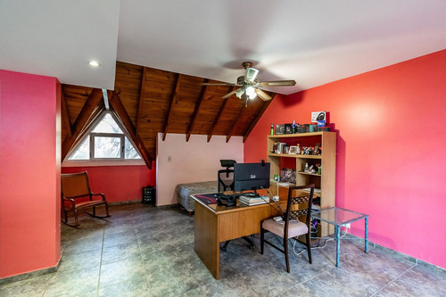 Venta Casa Lote Propio 4 Dormitorios, Garage