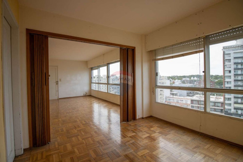Imagen 2 de 30 de Venta Apartamento 3 Dorm. Malvin Con Vista Al Mar
