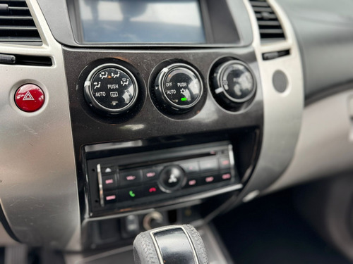Mitsubishi Pajero Dakar 3.2