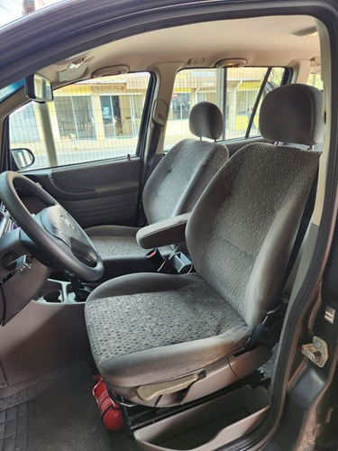 Chevrolet Zafira 2.0 MPFI ELEGANCE 8V FLEX 4P AUTOMÁTICO