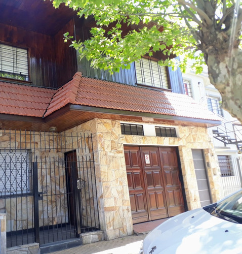 Casa En Venta En Quilmes 