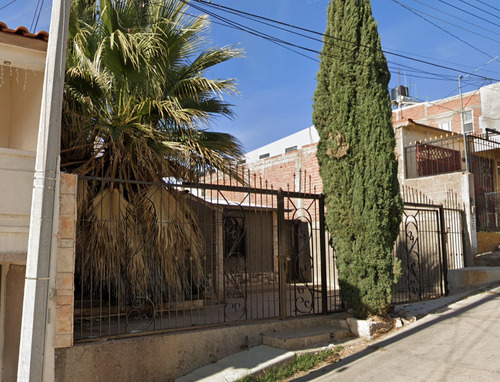 Casa Economica En Venta Gran Oportunidad De Inversión - (remate) Valladolid 56, Miguel Hidalgo, 33879 Hidalgo Del Parral, Chih.