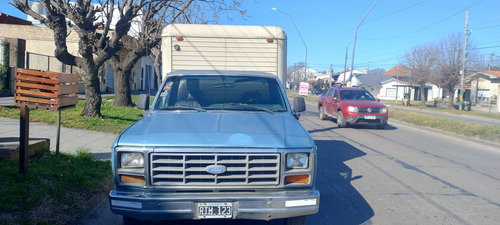 Ford F-100 3.6 Lujo