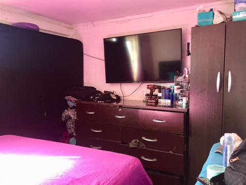 Departamento En Venta De 2 Dorm. En San Bernardo