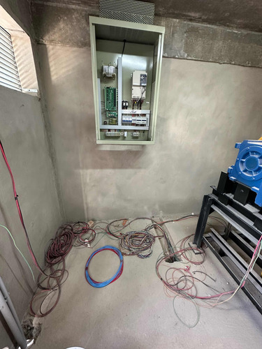Fabricación ,instalación Y Modernización De Ascensores Y Mon