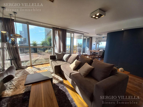 Imagen 3 de 27 de Departamento De Tres Dormitorios En Venta En Pichincha