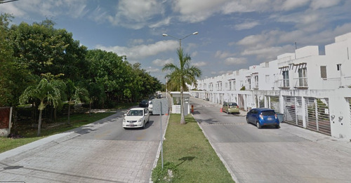 Magnifica Oportunidad Casa En Cancun, Excelente Ubicacion, A Unos Minutos De ¡¡¡ La Playa, El Puerto, Los Hoteles Y Atracciones De Cancun!!!