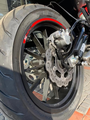Benelli 302s Duomo Motos