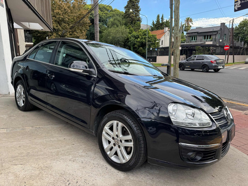 Volkswagen Vento 2.5 Advance 170cv