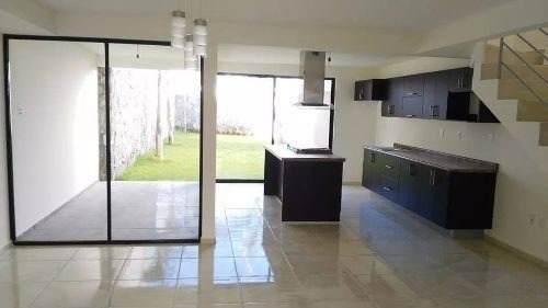Imagen 1 de 7 de Se Vende Hermosa Casa En Fraccionamiento Privado El Refugio