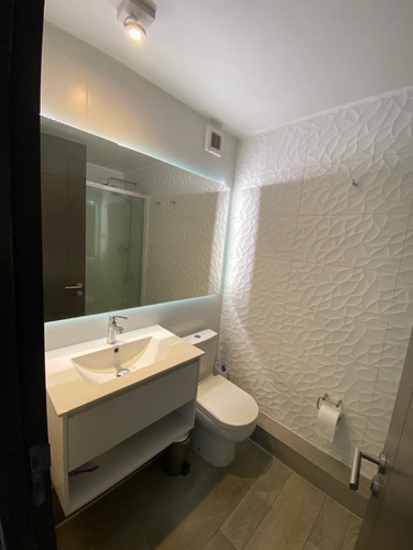 Departamento En Venta De 1 Dorm. En Cantagallo