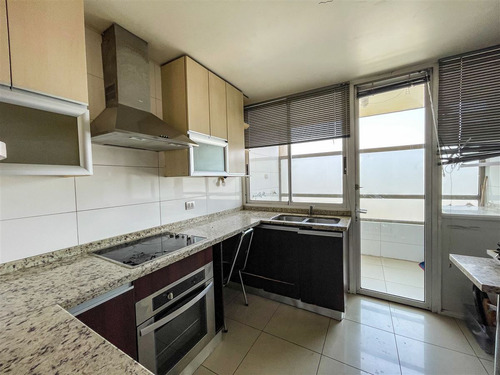 Departamento En Arriendo De 3 Dorm. En Vitacura