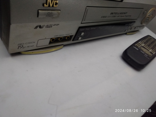 Vídeo Cassete Jvc Hr J 686m Usado Com Controle (Usado)