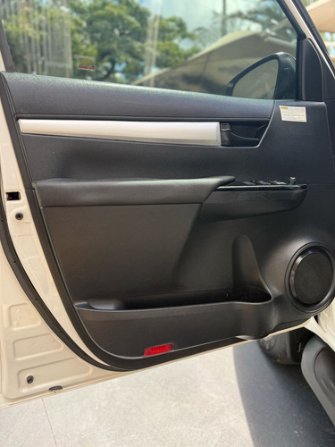 Toyota Picape Cabine Dupla Toyota Hilux Cabine Dupla STD Power Pack 2.8 TDI CD 4x4