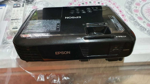 Excelente Proyector Epson S31!!!con Pantalla