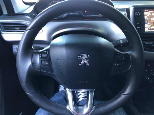 Peugeot 208 1.6 Allure