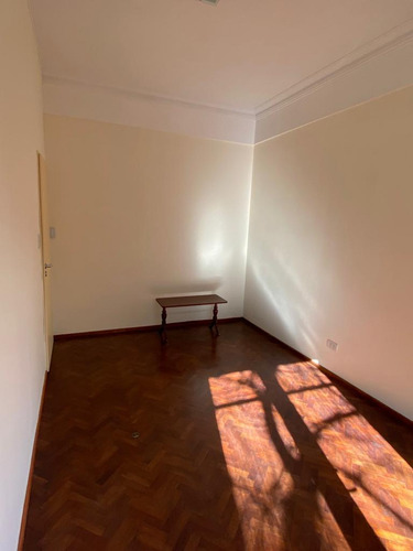 Casa Uso Profesional En Alquiler Lourdes