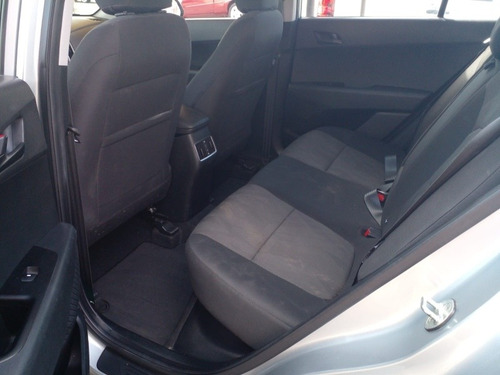 Imagen 12 de 15 de Hyundai Creta 2019 1.6 Gls Mt