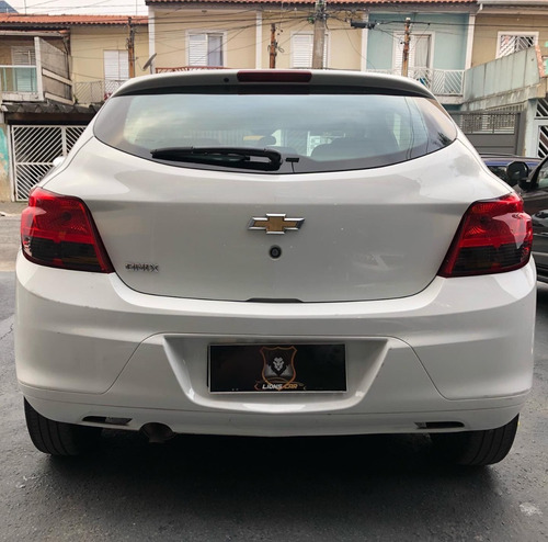 Imagem 7 de 7 de Chevrolet Onix
