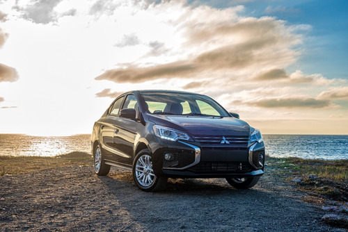 Imagen 2 de 9 de Mirage G4 Gls Cvt
