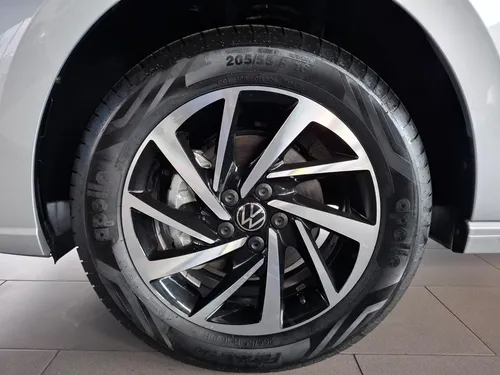 Volkswagen Virtus Comfortline At
