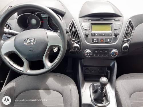 Imagen 9 de 15 de Hyundai Ix35 Gls 2015